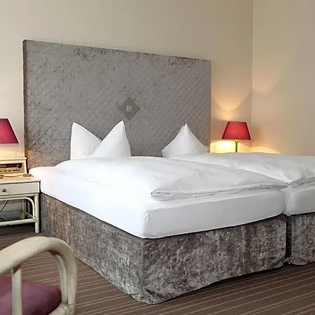 Otel 