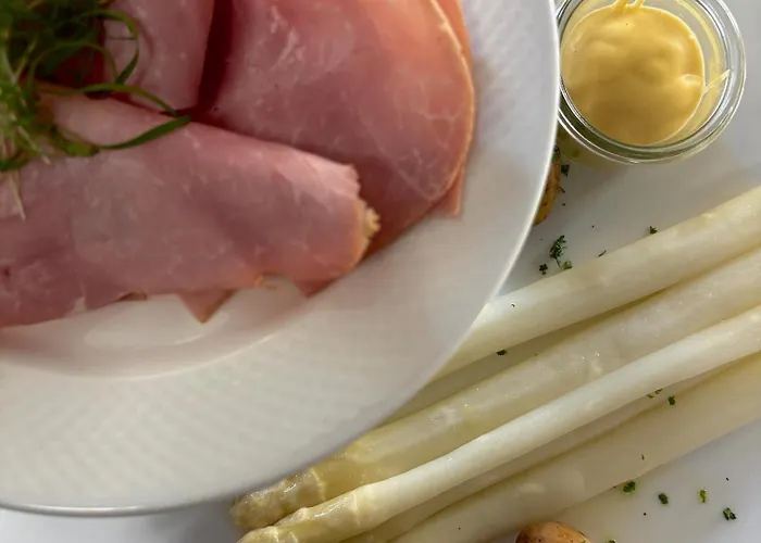 弗雷德特罗姆宫酒店 4*